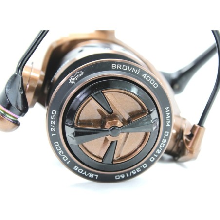 Captain Brovni 4000 Spin Makinesi 8+1 BB - Hassas ve Güçlü